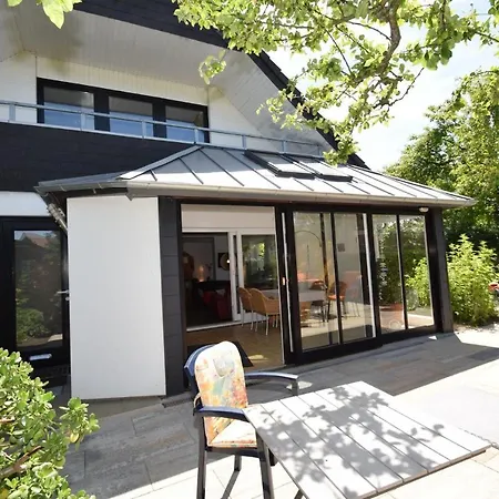 Haus Vereinsallee Nummer 19 펜션 부숨